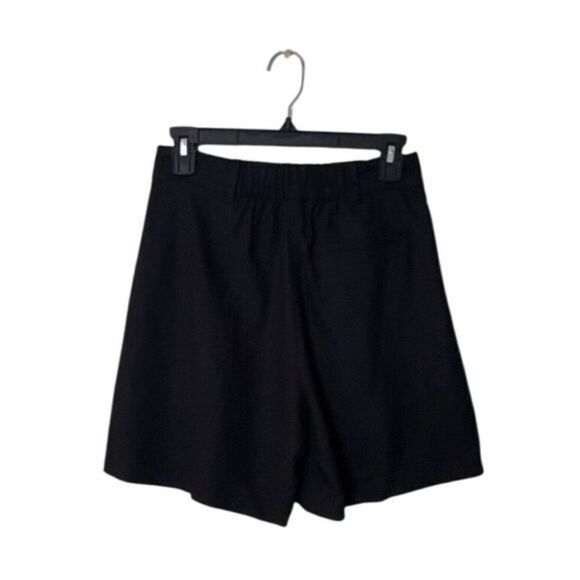 Old Navy Womens Black Pleated Shorts Size S - Picture 2 of 6